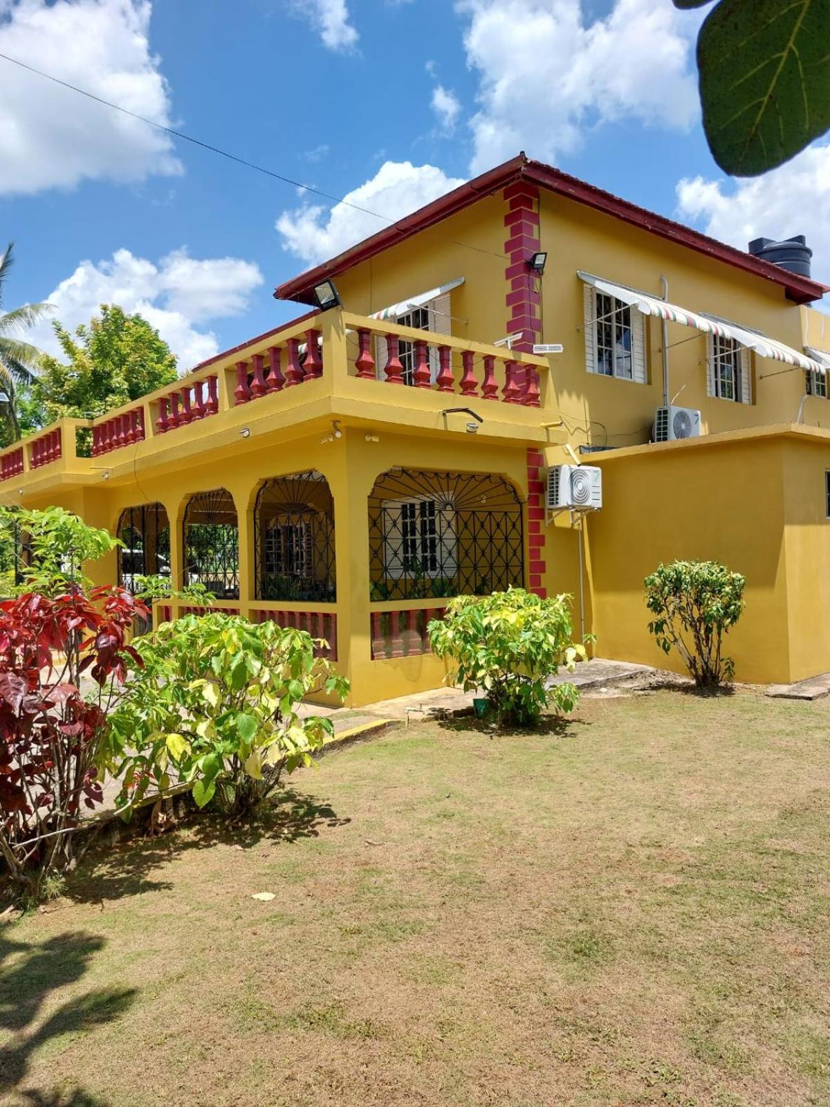 Griffiths Guest House White Hill ภายนอก รูปภาพ